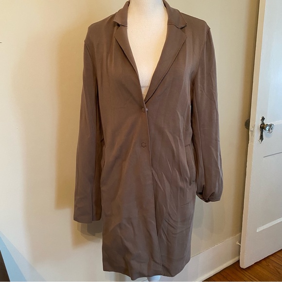 Carolina Belle Ovetcoat - Picture 2 of 11